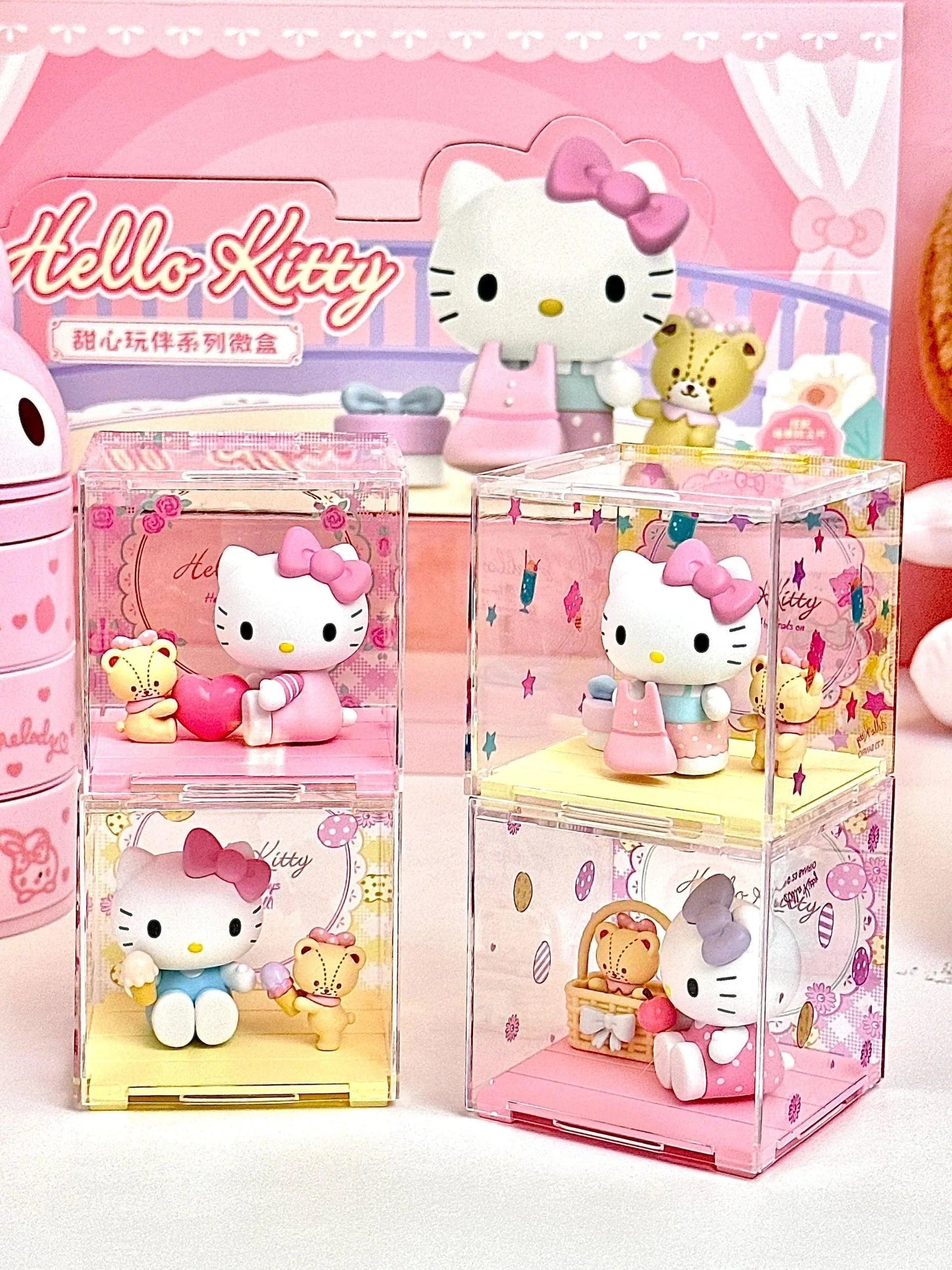 Hello Kitty Sweetheart Blind Box